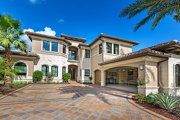Best Best Driveway Pavers  in Altoona, IA