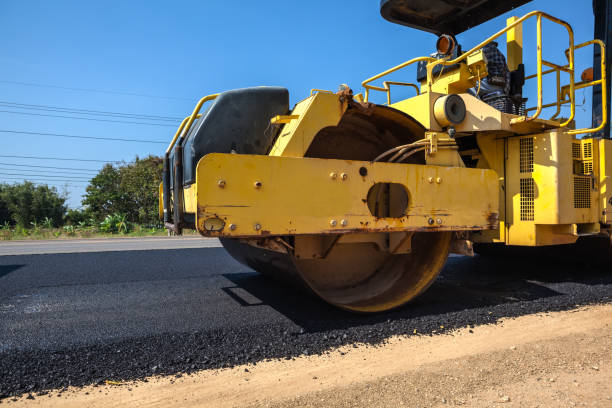 Best Driveway Pavers Cost  in Altoona, IA